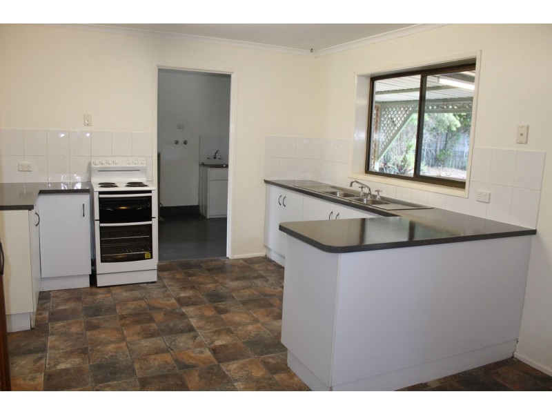 46 Katandra Street, Boyne Island QLD 4680