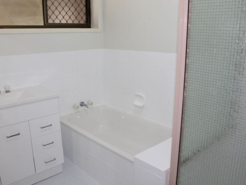 46 Katandra Street, Boyne Island QLD 4680