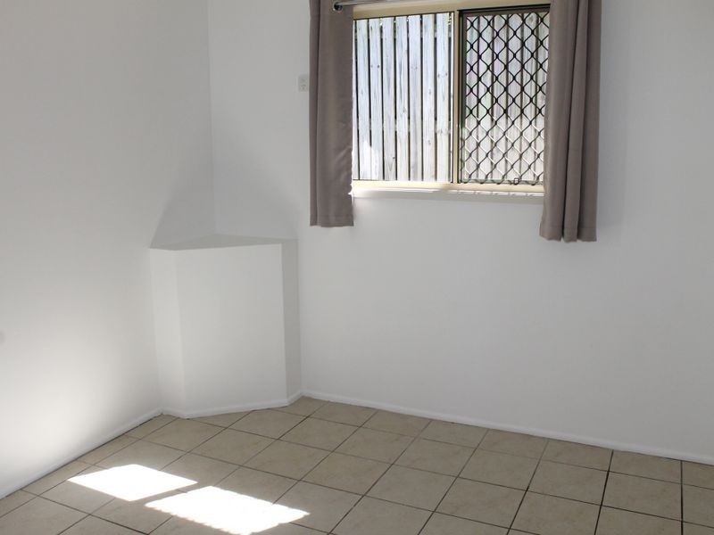 5B Pittsbay Crescent, Boyne Island QLD 4680