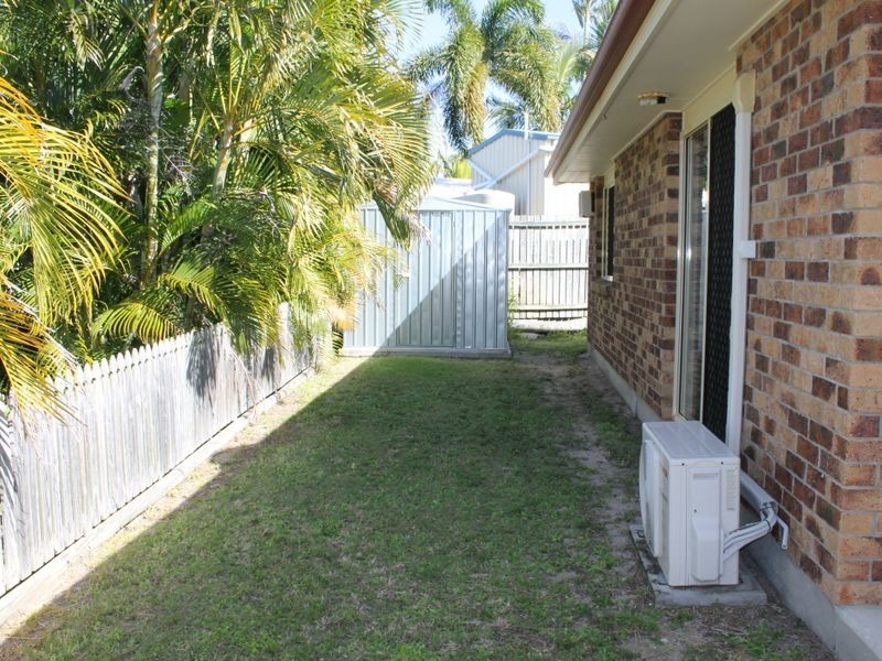 5B Pittsbay Crescent, Boyne Island QLD 4680