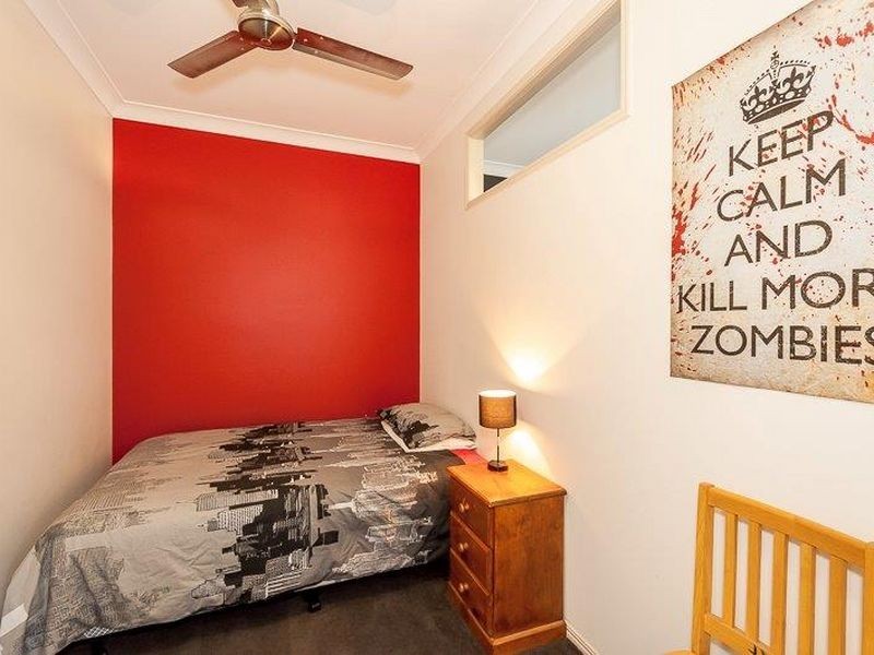 35 Lighthouse Drive, Boyne Island QLD 4680
