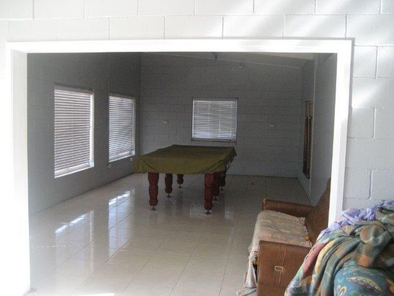 55767 Bruce Highway, Raglan QLD 4697