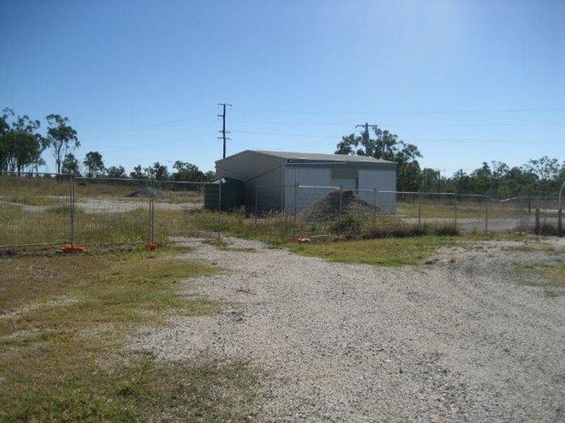 55767 Bruce Highway, Raglan QLD 4697