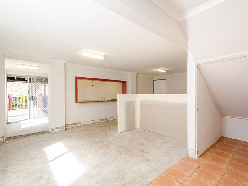 72 Wyndham Ave, Boyne Island QLD 4680