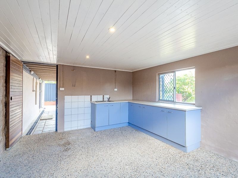 72 Wyndham Ave, Boyne Island QLD 4680