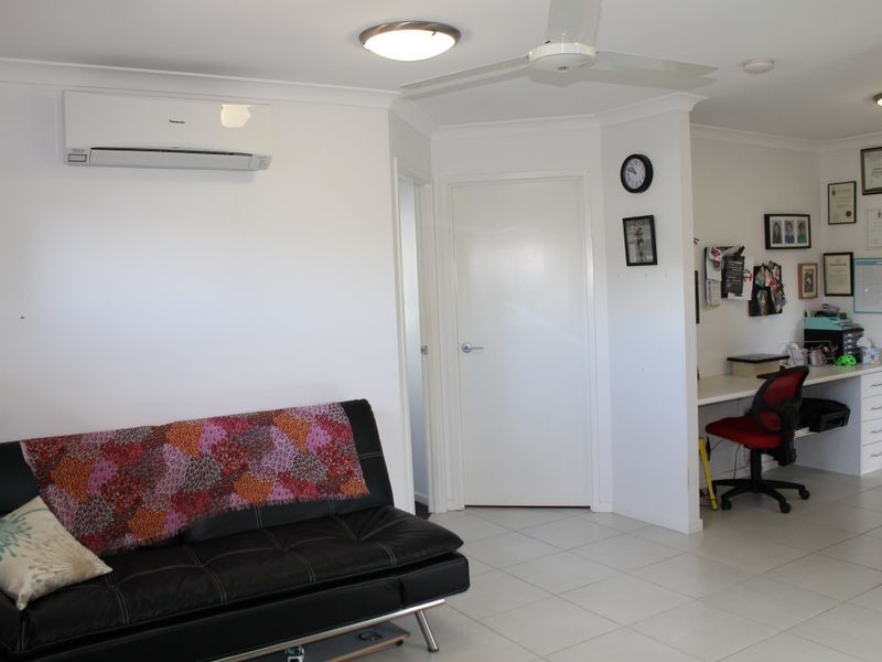 8 Hoddinott Close, Tannum Sands QLD 4680