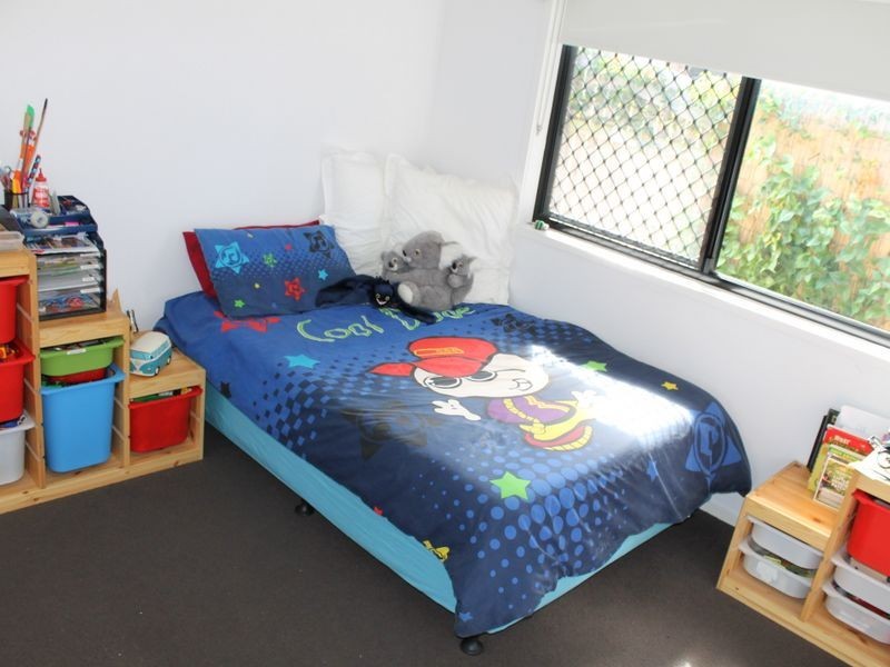 8 Hoddinott Close, Tannum Sands QLD 4680