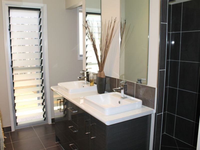 11 Groper Street, Tannum Sands QLD 4680
