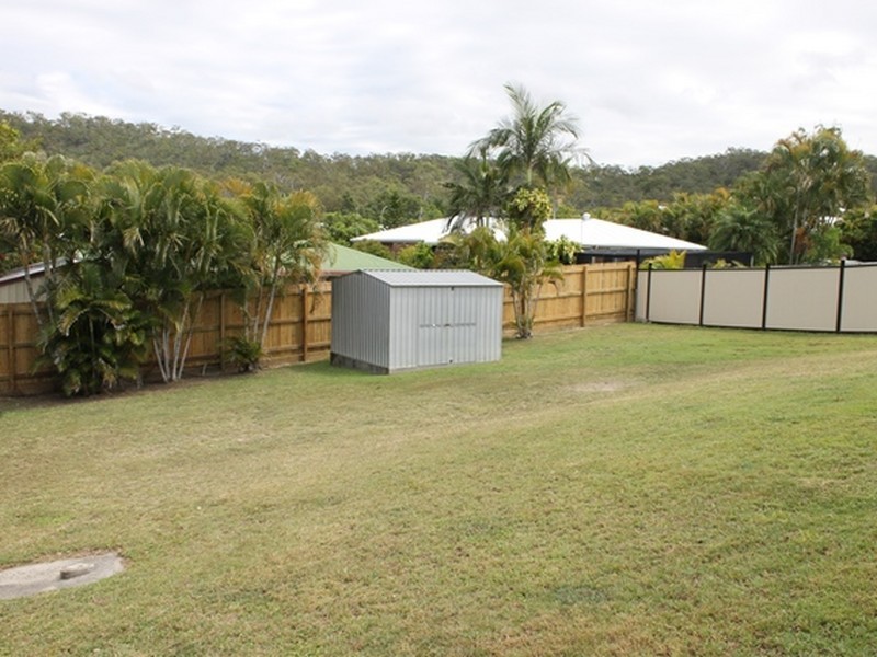 17 Curtis Avenue, Boyne Island QLD 4680