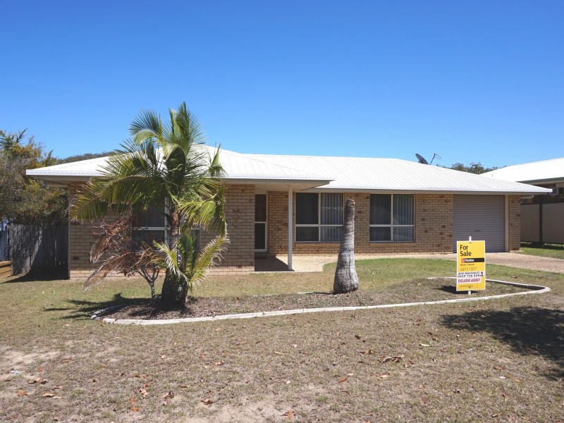 17 Curtis Avenue, Boyne Island QLD 4680