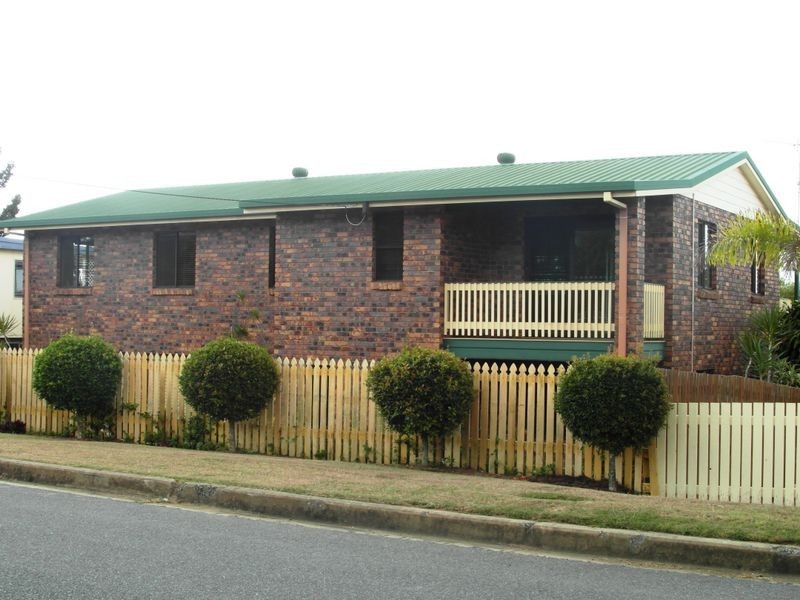 8 GWEN STREET, Tannum Sands QLD 4680