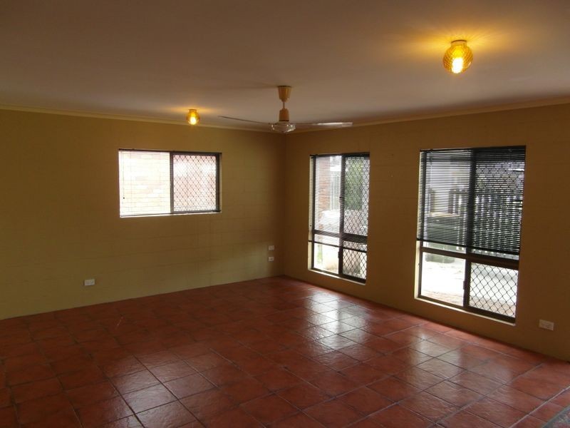 3 ALEXANDER STREET, Boyne Island QLD 4680
