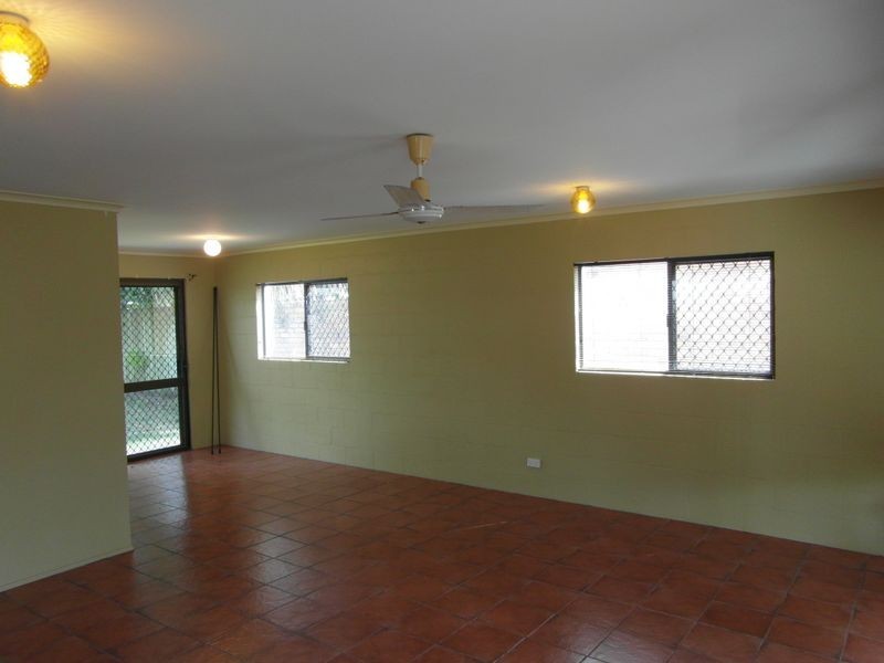 3 ALEXANDER STREET, Boyne Island QLD 4680