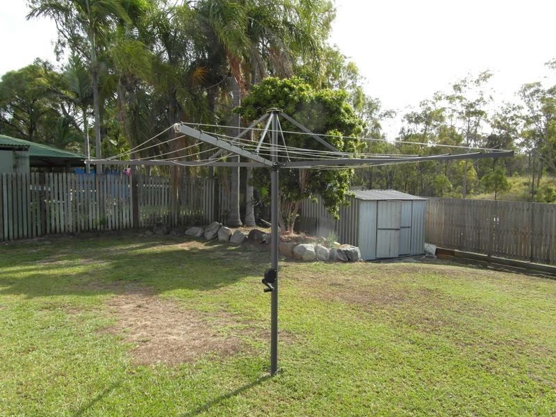 8 AMAROO STREET, Boyne Island QLD 4680