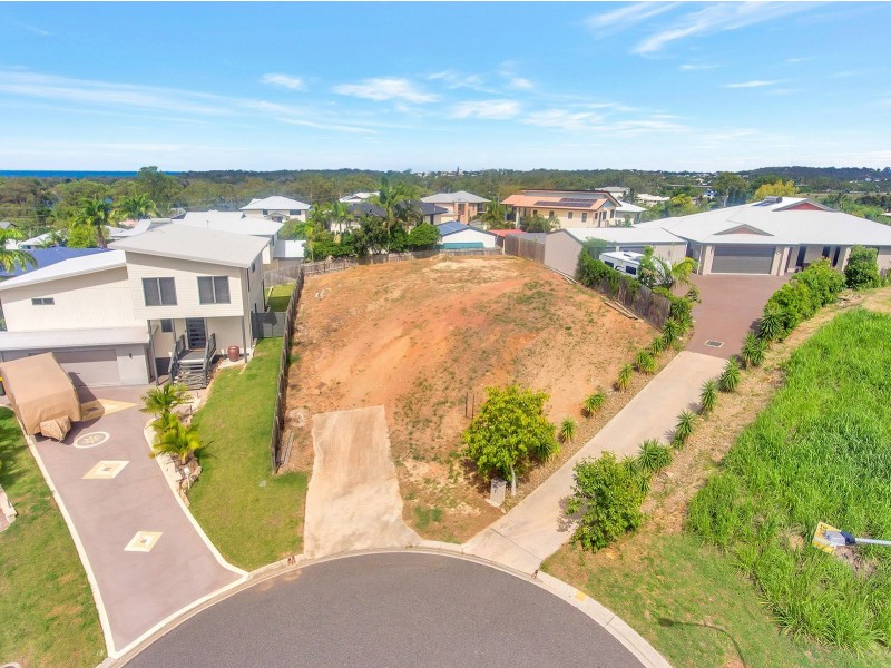 5 Danielle Court, Boyne Island QLD 4680