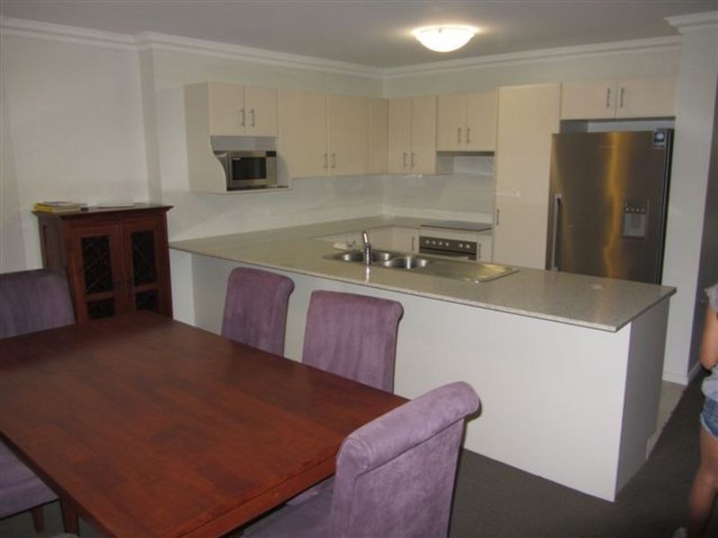 Unit 7/8A WYNDHAM AVENUE, Boyne Island QLD 4680