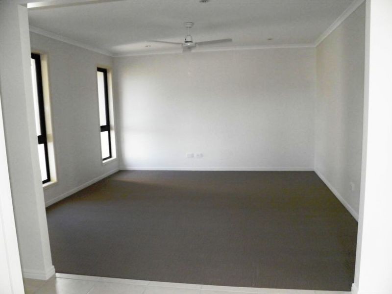 2 BESSIE COURT, Boyne Island QLD 4680