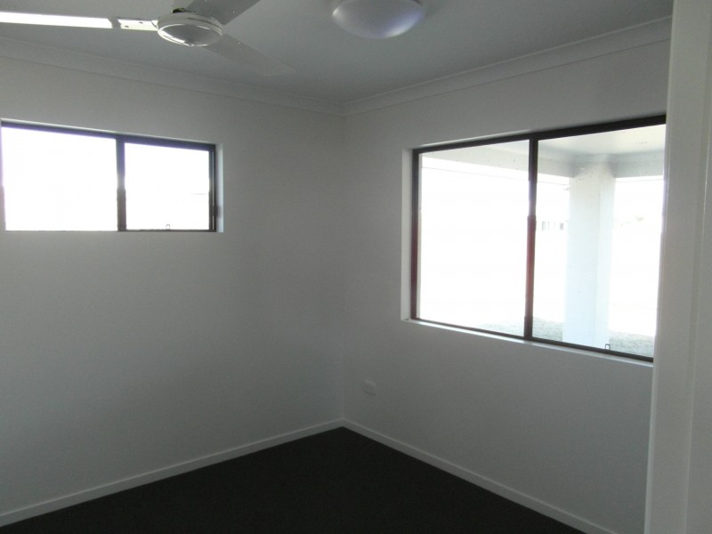 7 SURITA COURT, Boyne Island QLD 4680