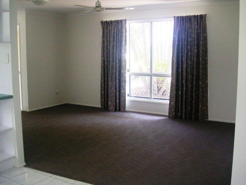 21 GEOFFREY THOMAS DRIVE, Tannum Sands QLD 4680