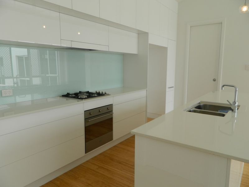 61 THE OAKS ROAD, Tannum Sands QLD 4680