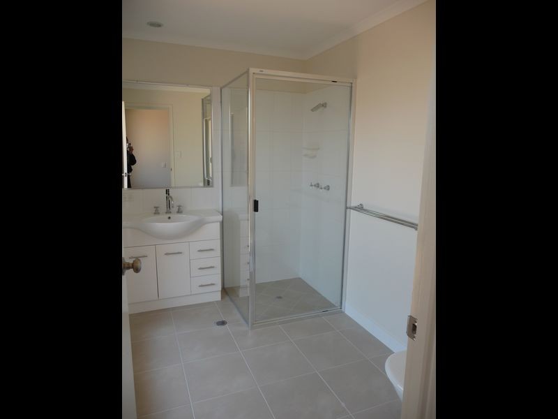 12 JEANA CLOSE, Boyne Island QLD 4680