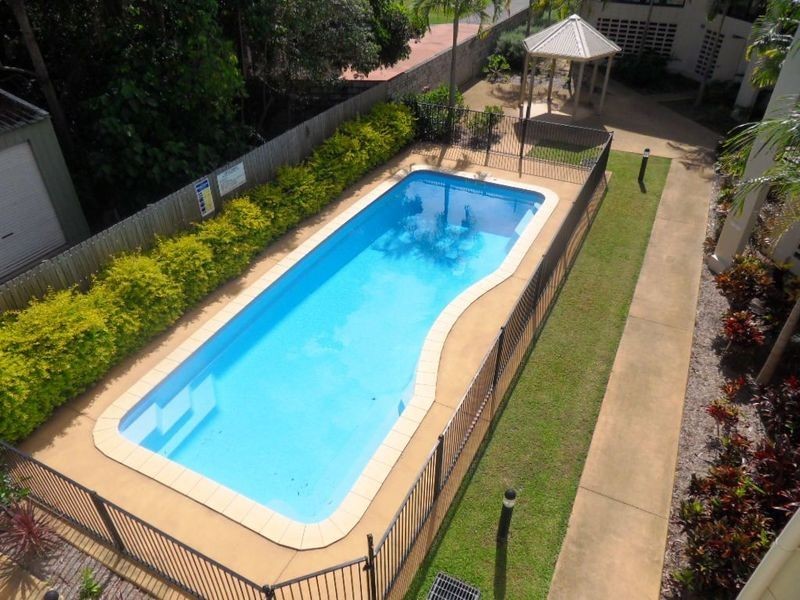 4/8a WYNDHAM AVENUE, Boyne Island QLD 4680