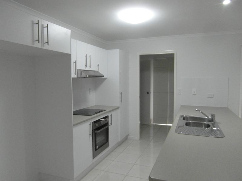 66 WYNDHAM AVENUE, Boyne Island QLD 4680