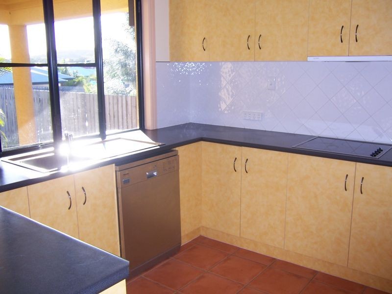 17 Cremorne Drive, Tannum Sands QLD 4680