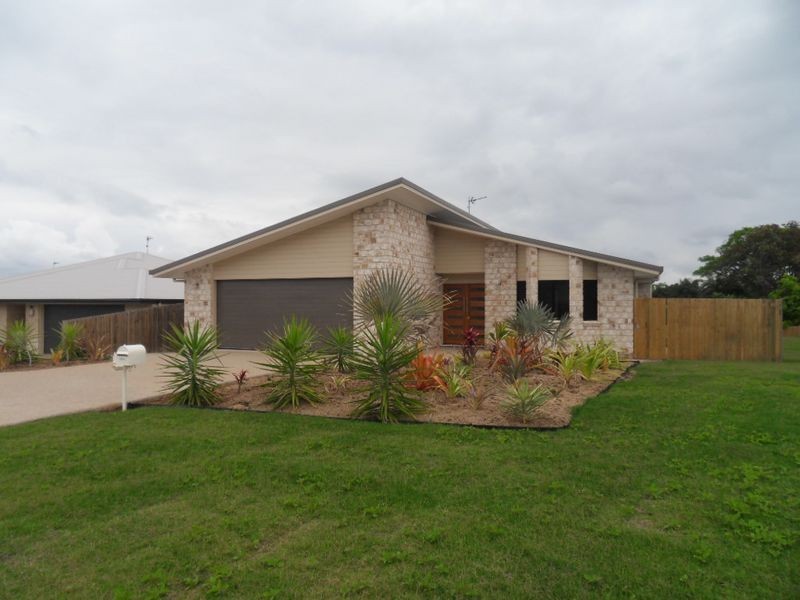 11 JEANA CLOSE, Boyne Island QLD 4680