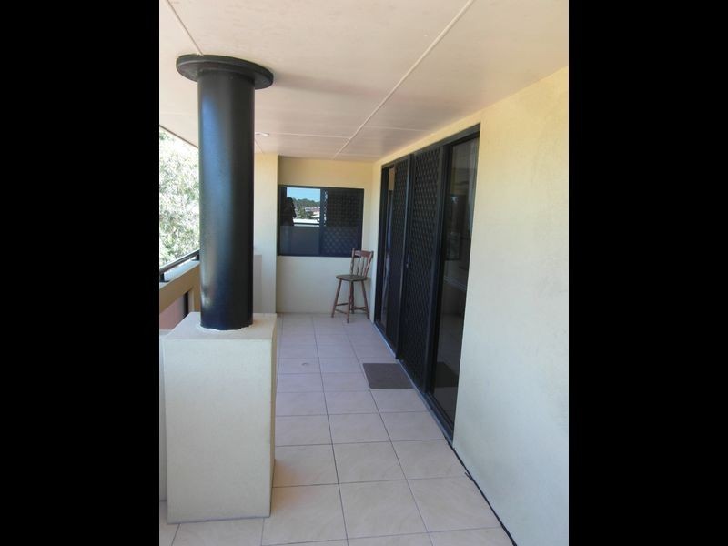 7 CURTIS AVENUE, Boyne Island QLD 4680