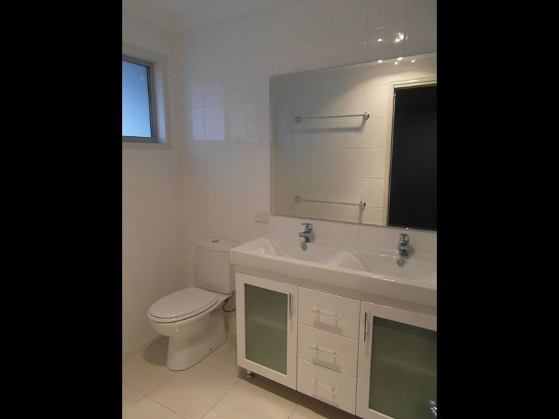 31 BAUHINIA STREET, Boyne Island QLD 4680