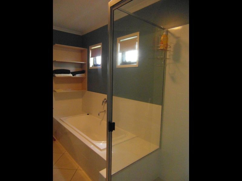 6/9 ORANA AVENUE, Boyne Island QLD 4680