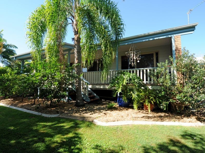 9 CURRAWONG COURT, Boyne Island QLD 4680