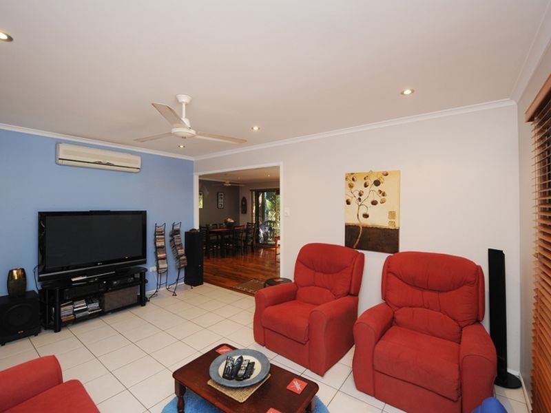 9 CURRAWONG COURT, Boyne Island QLD 4680
