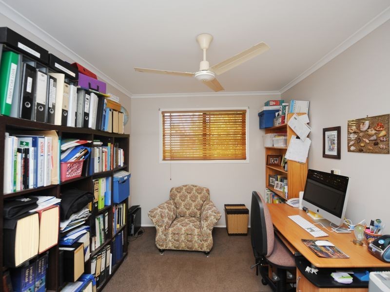 9 CURRAWONG COURT, Boyne Island QLD 4680