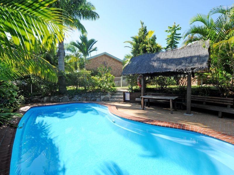 9 CURRAWONG COURT, Boyne Island QLD 4680