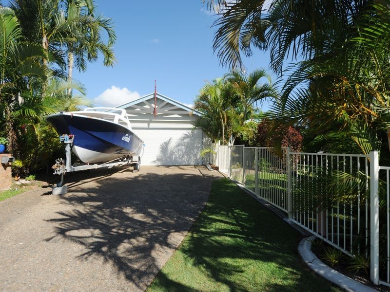 9 CURRAWONG COURT, Boyne Island QLD 4680