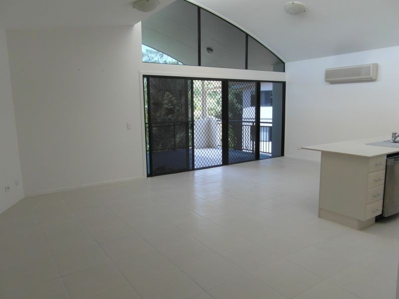 16/8A WYNDHAM AVENUE, Boyne Island QLD 4680