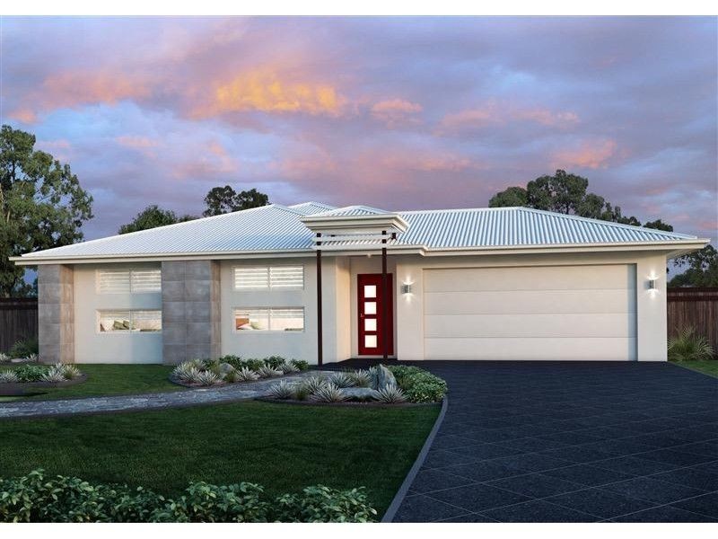 21 STELLA STREET, Boyne Island QLD 4680