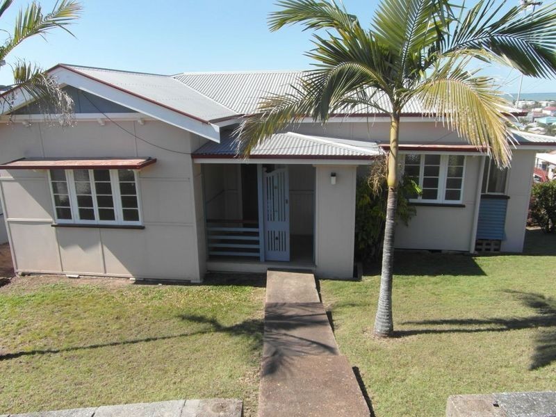 212 GOONDOON STREET, Gladstone QLD 4680