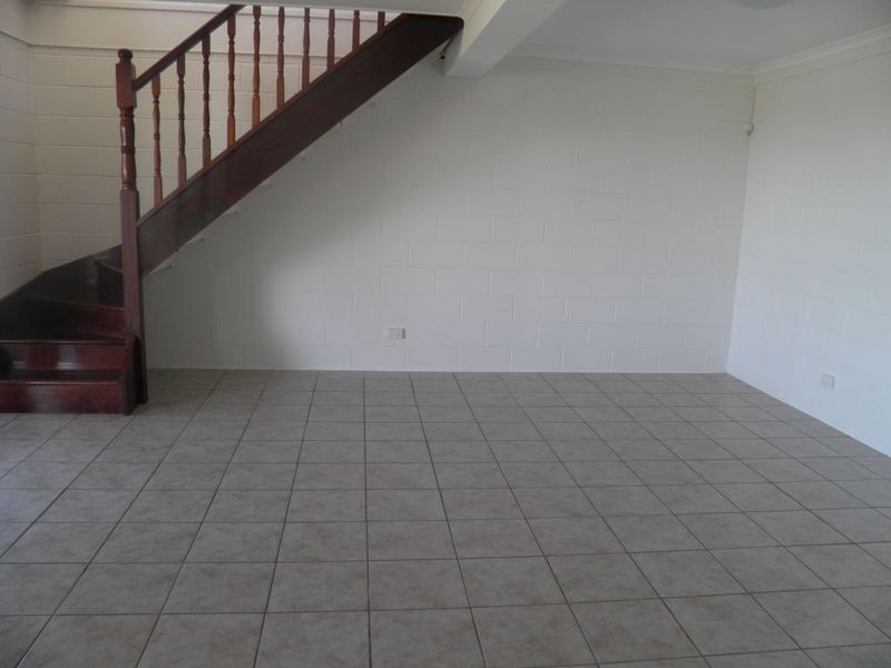 212 GOONDOON STREET, Gladstone QLD 4680