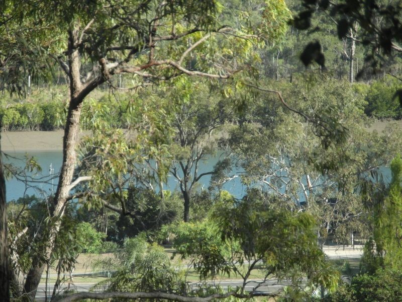 22 SAYRE CRESCENT, Boyne Island QLD 4680