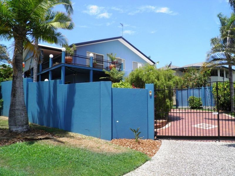 51 BOOTH AVENUE, Tannum Sands QLD 4680
