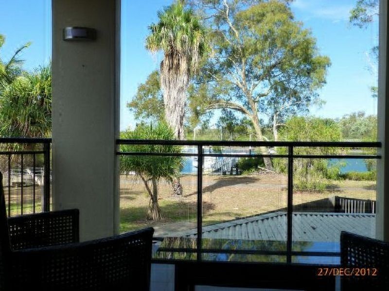 5/8A WYNDHAM AVENUE, Boyne Island QLD 4680