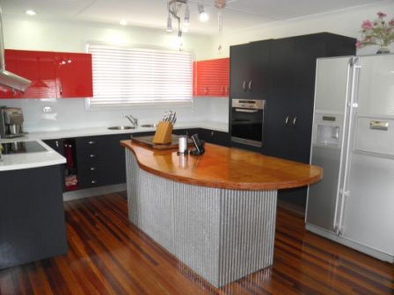 6 TREVALLY STREET, Tannum Sands QLD 4680