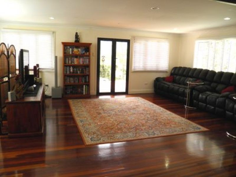 6 TREVALLY STREET, Tannum Sands QLD 4680