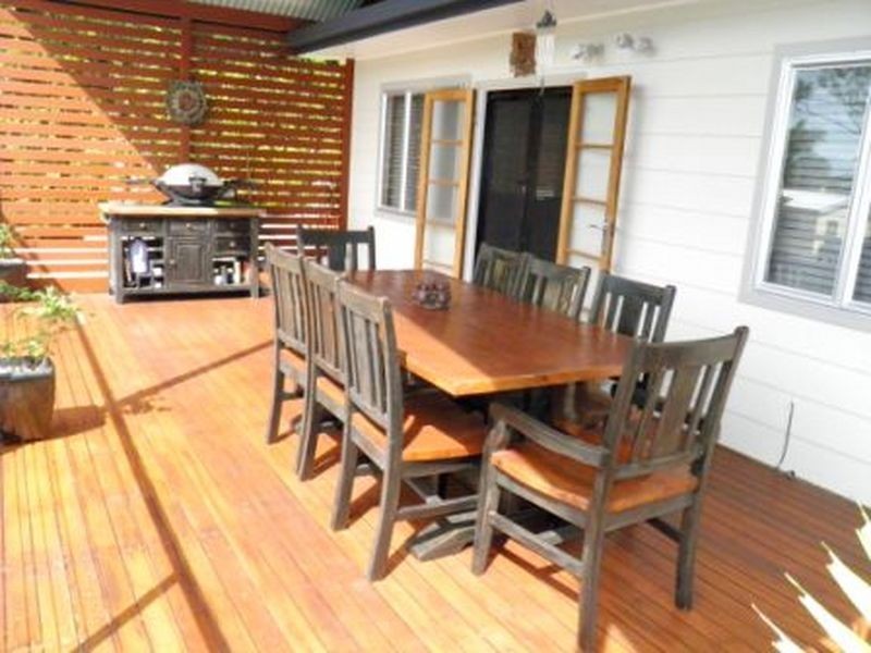 6 TREVALLY STREET, Tannum Sands QLD 4680