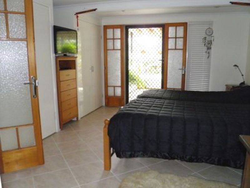 6 TREVALLY STREET, Tannum Sands QLD 4680