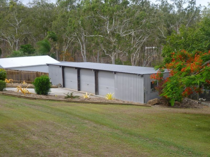38 HELEN CRESCENT, Wurdong Heights QLD 4680