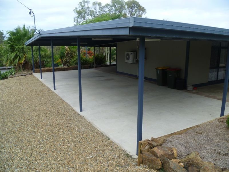 38 HELEN CRESCENT, Wurdong Heights QLD 4680